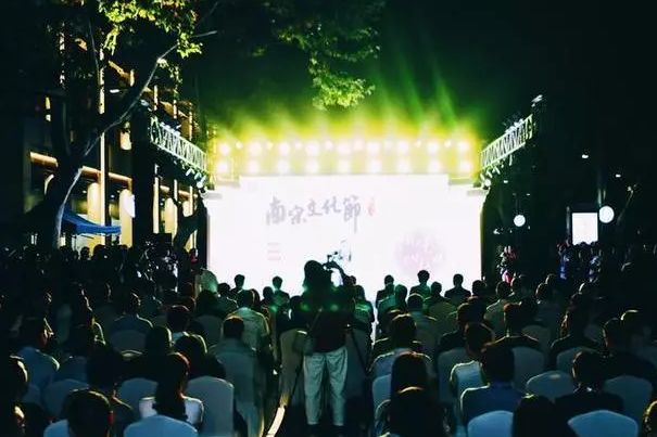 探索未來，澳彩歷史圖庫與彩圖盛宴的交融